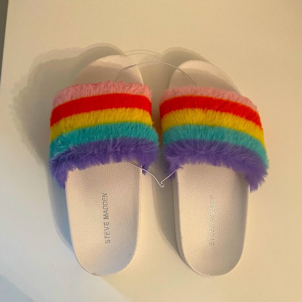 🌈 NWT Steve Madden Softey Rainbow Pride Slide 7M
